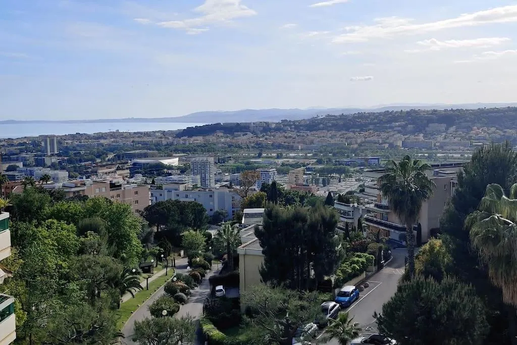 アパート 2 Bedroom Flat With Terrasse & Car-Park Nice Ouest フランス