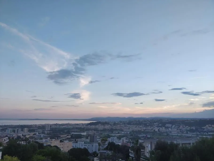 アパート 2 Bedroom Flat With Terrasse & Car-Park Nice Ouest