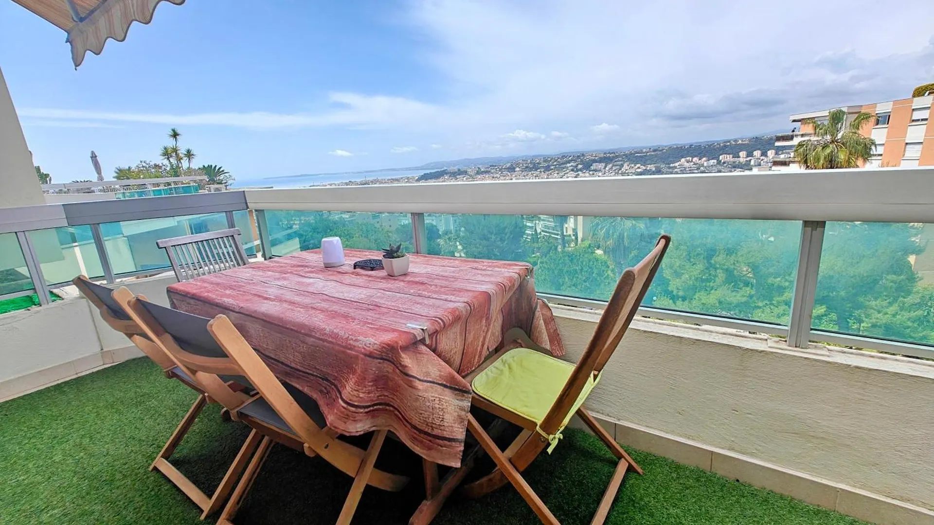 2 Bedroom Flat With Terrasse & Car-Park Nice Ouest