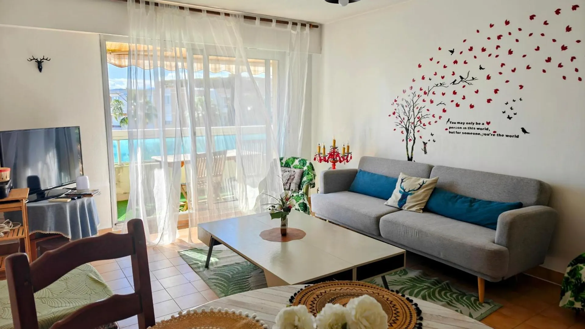 2 Bedroom Flat With Terrasse & Car-Park Nice Ouest 아파트